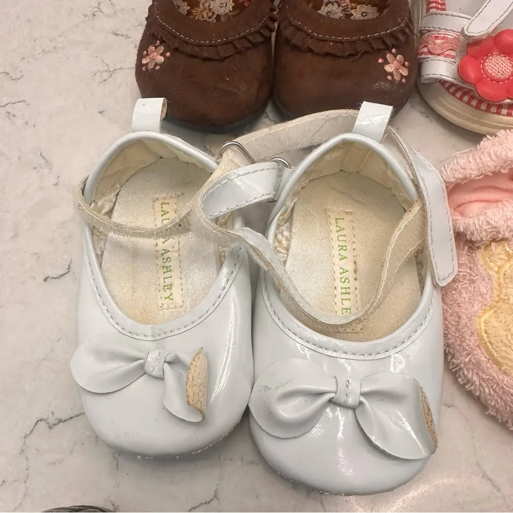 13 Pair Baby Girl Shoe Lot Sizes 0-3 Gap Old Navy Carters Vintage Winnie Pooh